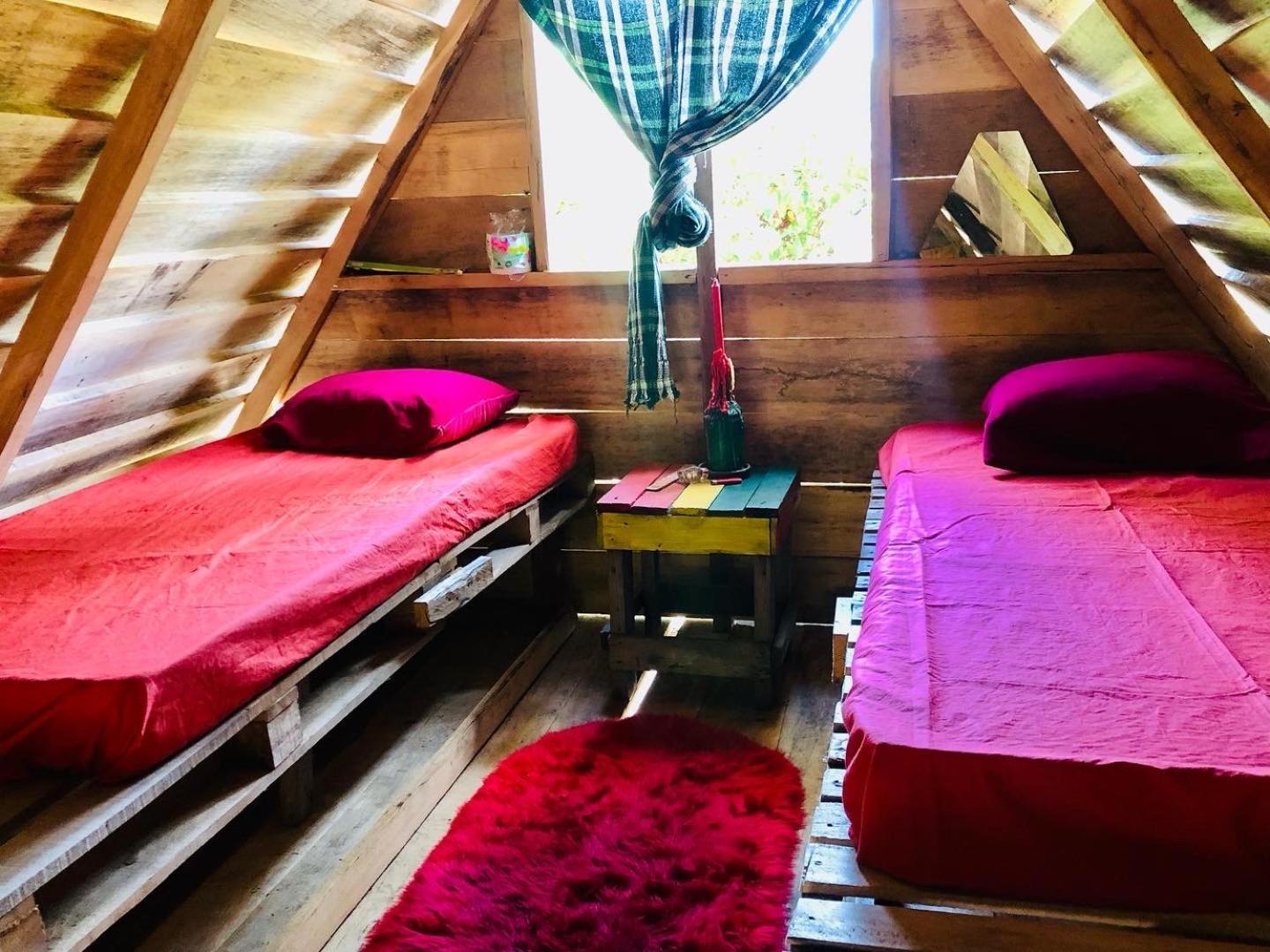 Land Of Promise - Reggae Bar & Eco Village Zanderij Εξωτερικό φωτογραφία