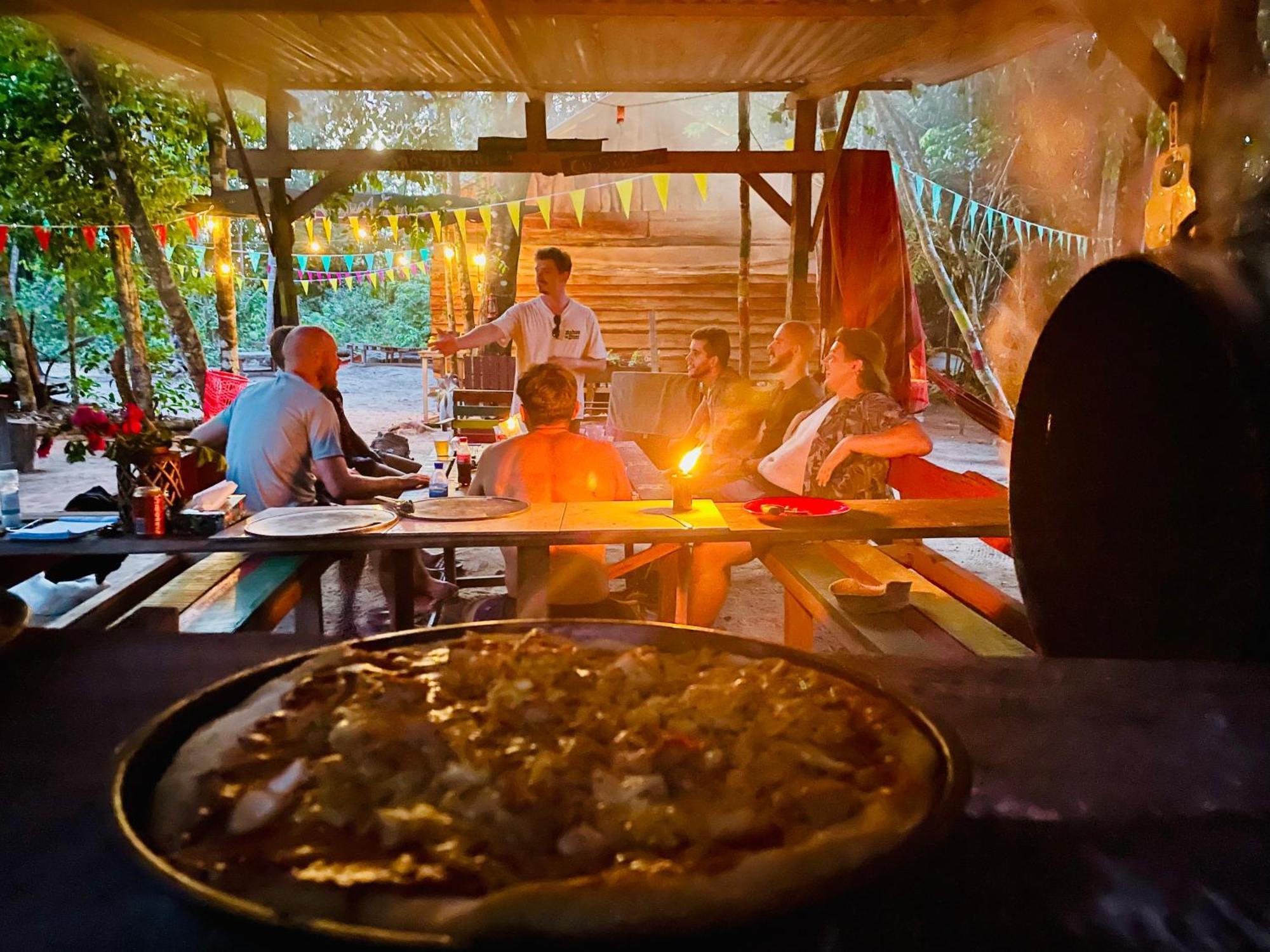 Land Of Promise - Reggae Bar & Eco Village Zanderij Εξωτερικό φωτογραφία