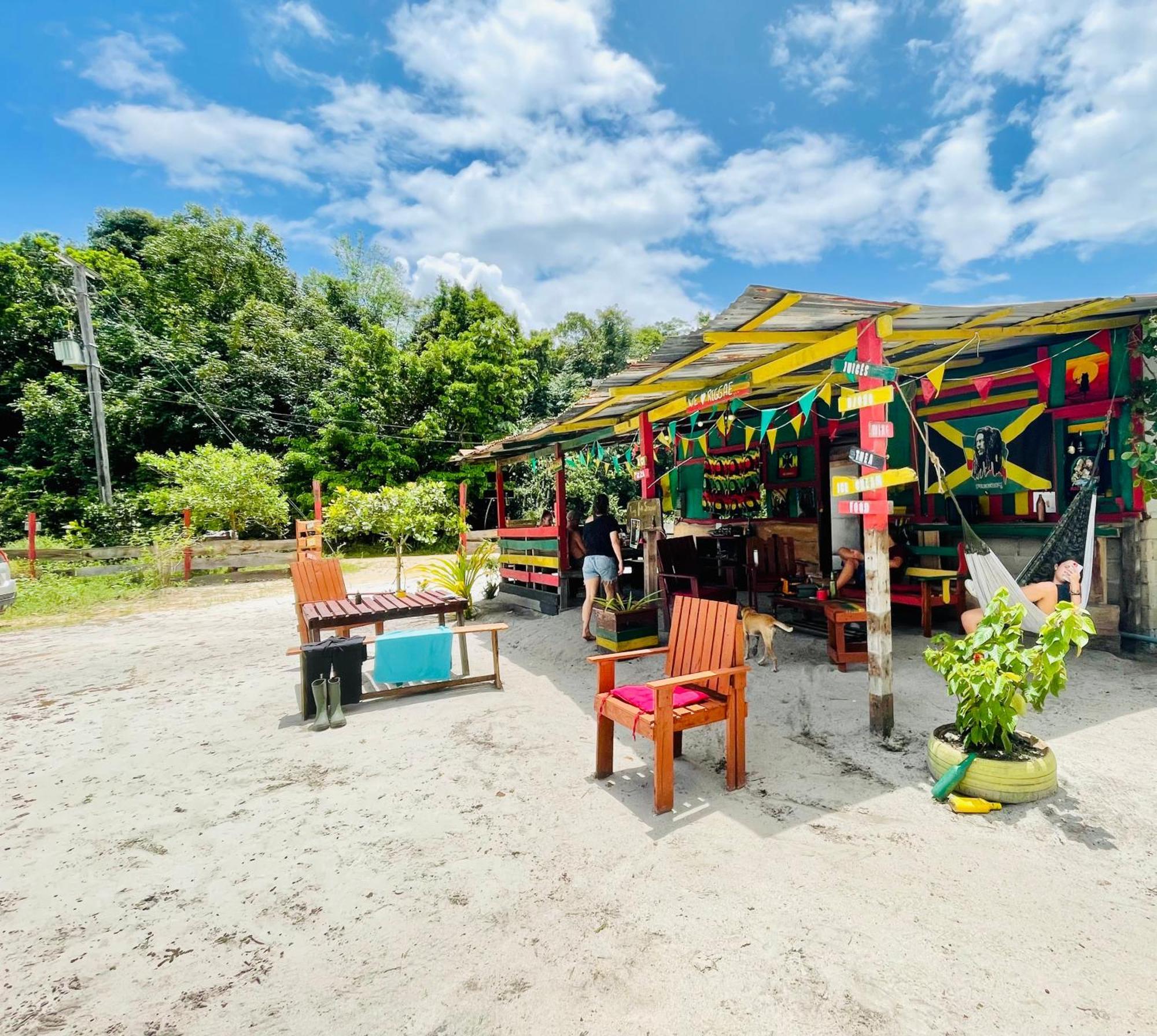 Land Of Promise - Reggae Bar & Eco Village Zanderij Εξωτερικό φωτογραφία